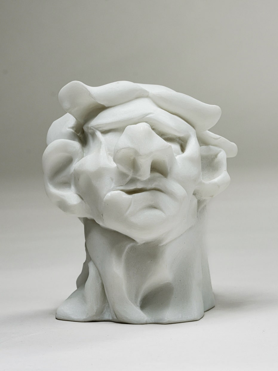 sculpture_061_931x1242
